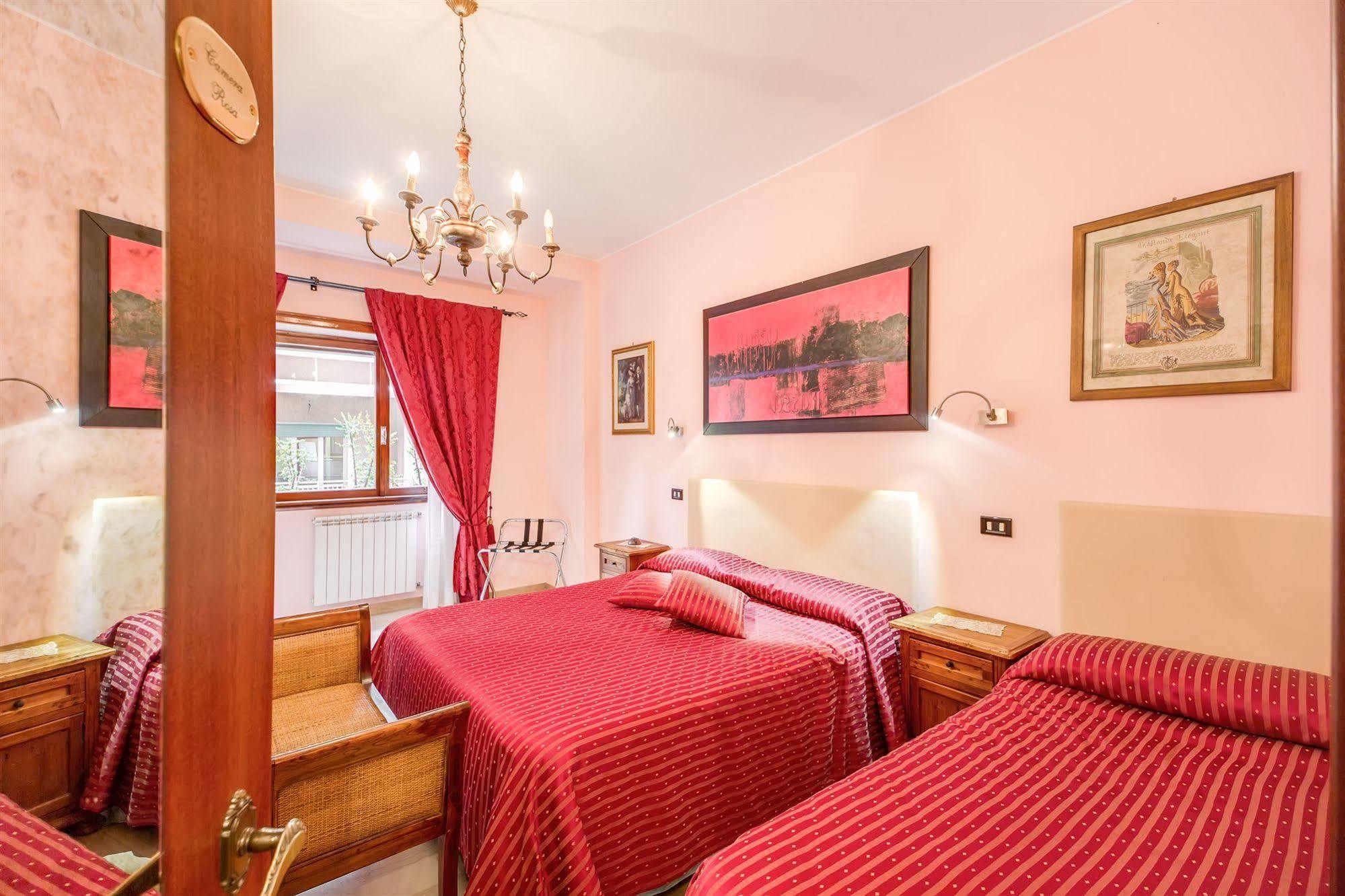 Bed and Breakfast Domus Cornelia Roma Esterno foto